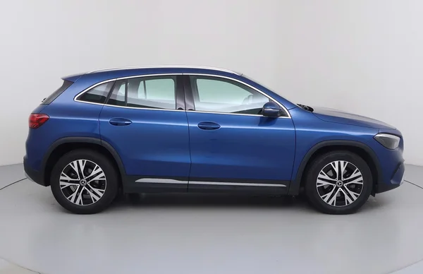 Mercedes-Benz GLA (H247) (2023) — foto 26 van 29