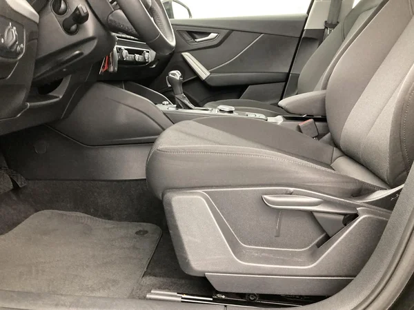 AUDI Q2 (2022) — foto 24 van 36