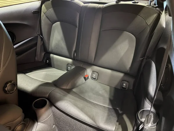 Mini Cooper (2019) — foto 9 van 22