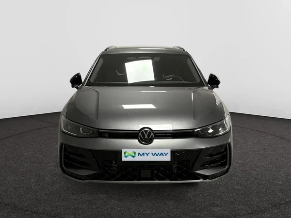 VOLKSWAGEN Passat Variant eHybrid (PHEV) (2026) — foto 11 van 15