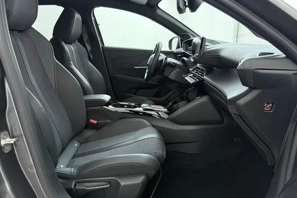 Peugeot 208 (2023) — foto 17 van 19