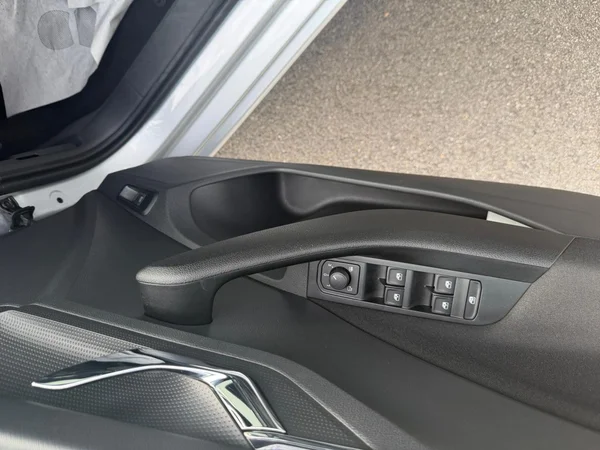 SKODA Scala (2024) — foto 7 van 22