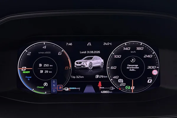 CUPRA Formentor E-Hybrid (PHEV) (2023) — foto 3 van 31