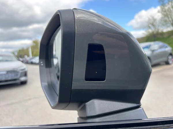 AUDI Q3 Sportback (2025) — foto 7 van 20