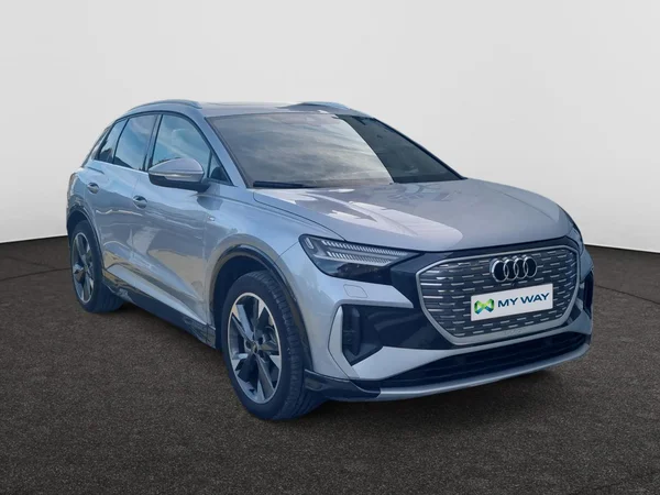 AUDI Q4 e-tron (2025) — foto 3 van 24