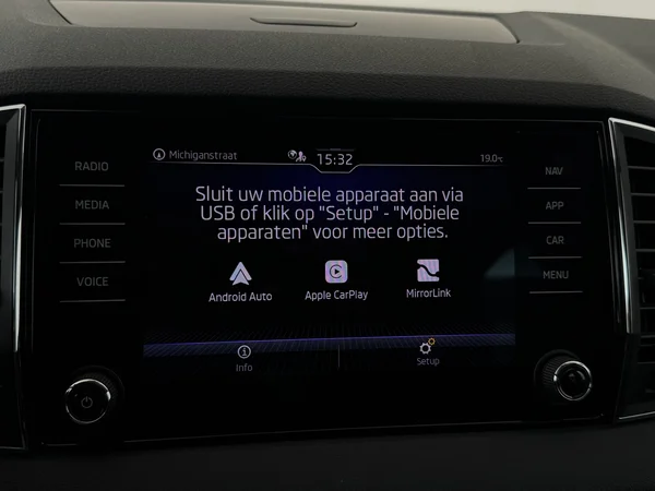 SKODA Karoq (2021) — foto 13 van 26