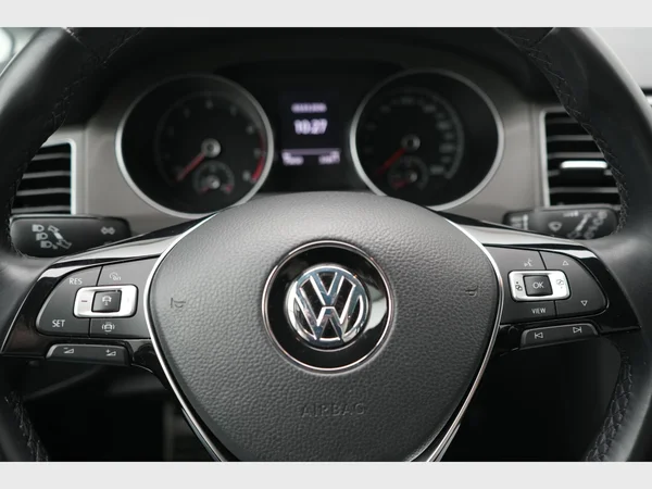 VOLKSWAGEN Golf Sportsvan (2019) — foto 6 van 27