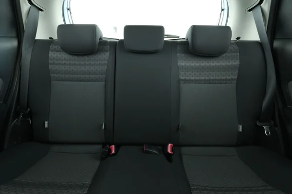 Toyota Yaris (2016) — foto 6 van 16