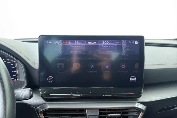 CUPRA Formentor E-Hybrid (PHEV) (2021) — foto 9 van 18
