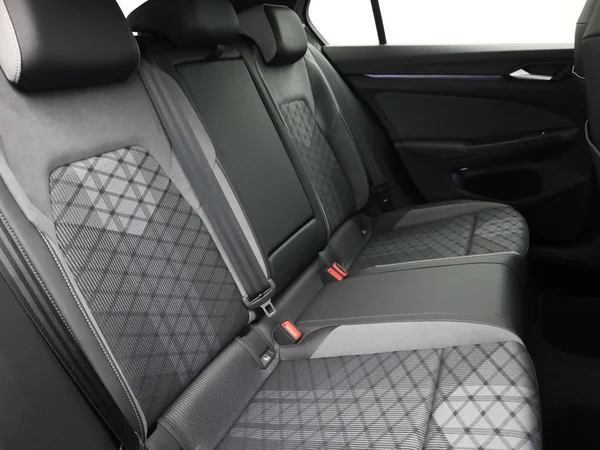 VOLKSWAGEN Golf VIII (2023) — foto 20 van 20