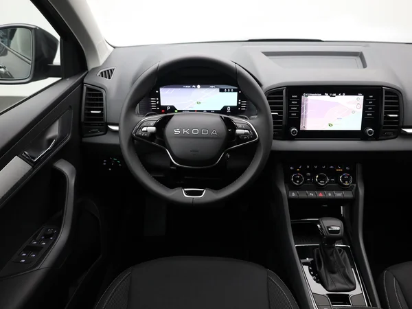 SKODA Karoq (2026) — foto 6 van 21