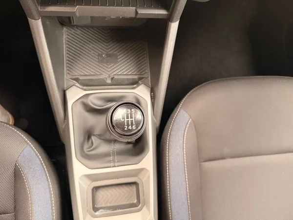 Dacia Duster (2024) — foto 9 van 22