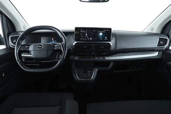 Opel Zafira (2024) — foto 3 van 16