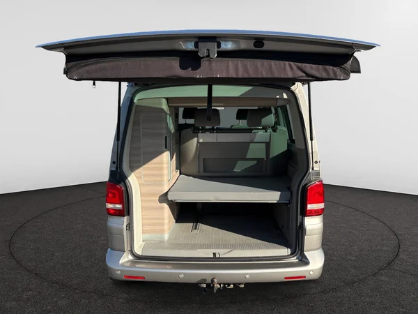 VOLKSWAGEN Transporter T5 Caravelle Swb (2011) — foto 11 van 21