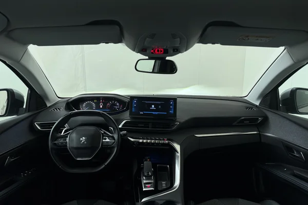 Peugeot 5008 (2021) — foto 20 van 20