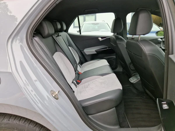 VOLKSWAGEN ID.3 (2023) — foto 24 van 28