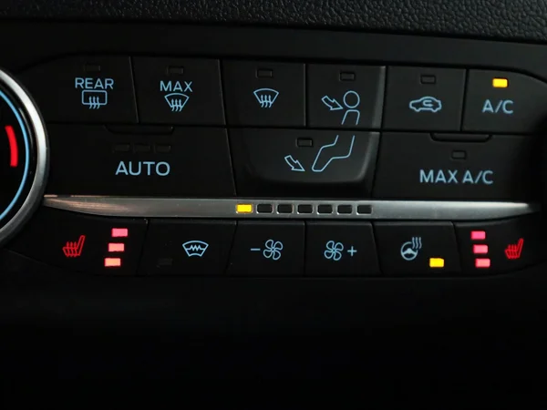 Ford Kuga (2022) — foto 20 van 40