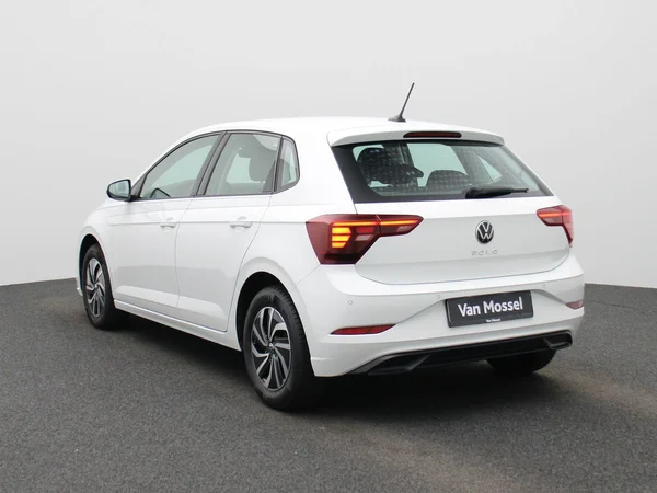 Volkswagen Polo (2023) — foto 12 van 38