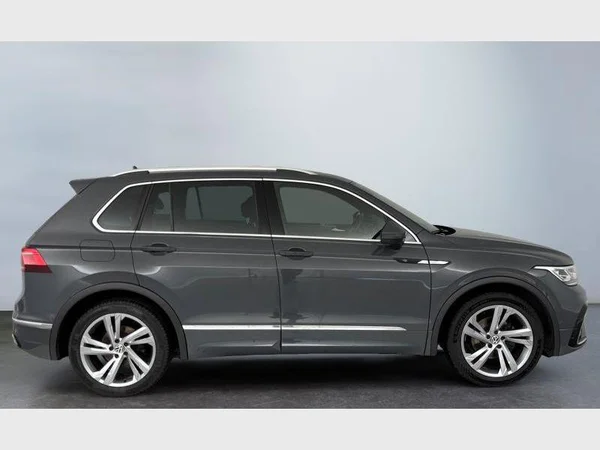 Volkswagen Tiguan (2021) — foto 23 van 35