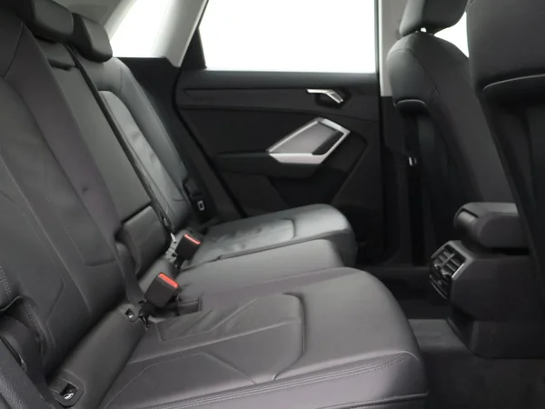 AUDI Q3 PHEV (2022) — foto 10 van 27