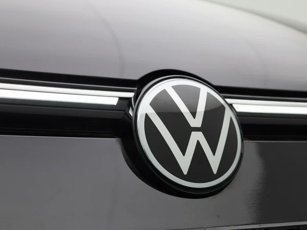 Volkswagen Golf (2023) — foto 36 van 41