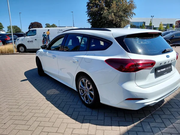 Ford Focus (2024) — foto 10 van 17
