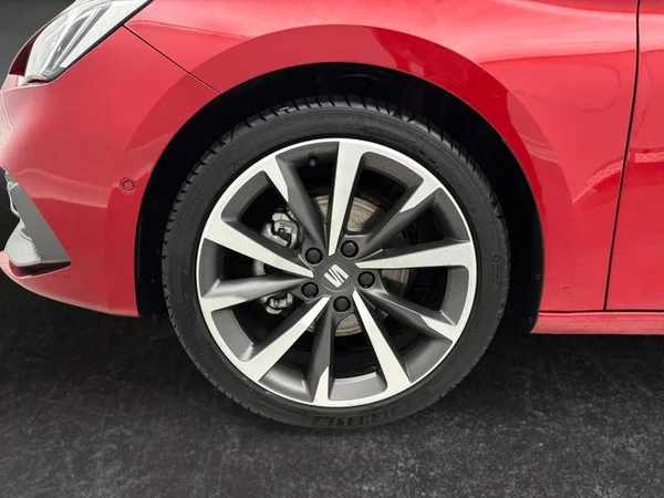 SEAT Leon Dsl (2020) — foto 17 van 17