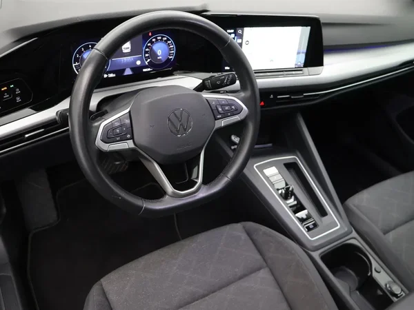 Volkswagen Golf (2024) — foto 21 van 22