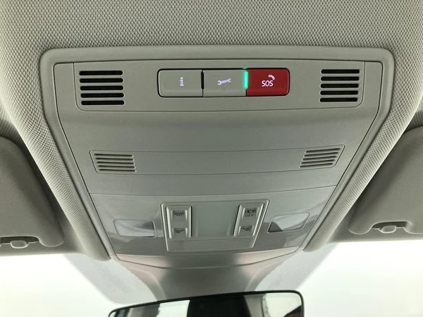 VOLKSWAGEN T-Cross (2023) — foto 6 van 36