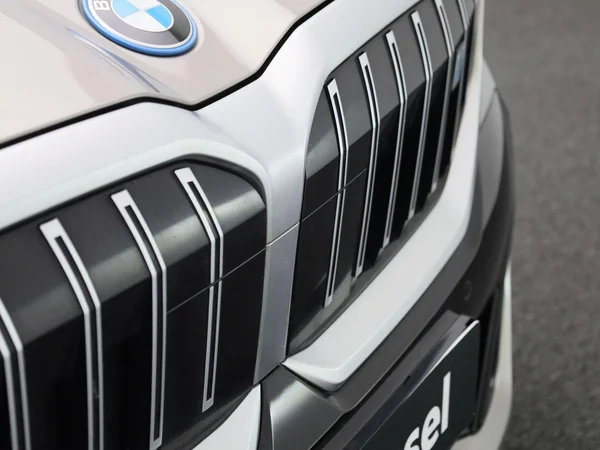 BMW i5 (2024) — foto 37 van 55