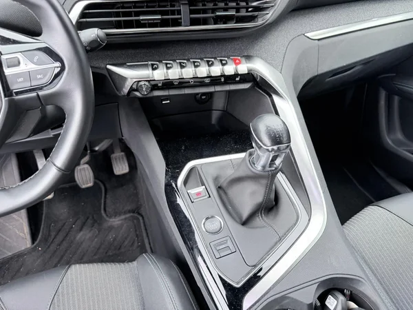 Peugeot 3008 (2023) — foto 5 van 18