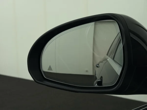 MERCEDES C 220 (2022) — foto 21 van 31
