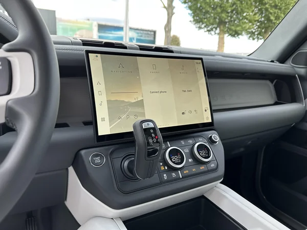 Land Rover Defender (2026) — foto 13 van 33