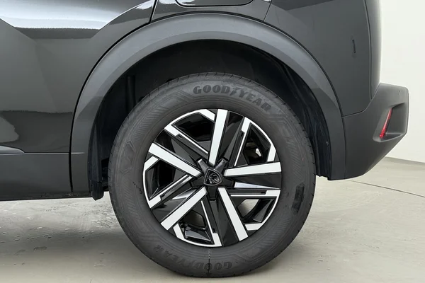 Peugeot 2008 (2025) — foto 18 van 21
