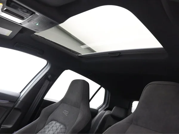 VOLKSWAGEN Golf VIII (2025) — foto 11 van 22