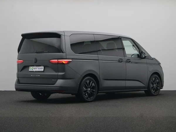VOLKSWAGEN Multivan T7 Long eHybrid (PHEV) (2026) — foto 12 van 25