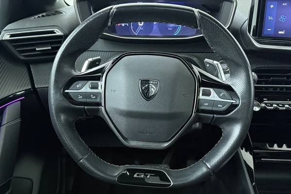 Peugeot 208 (2024) — foto 2 van 25