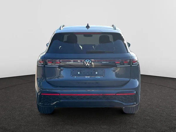 VOLKSWAGEN Tiguan (2026) — foto 15 van 22