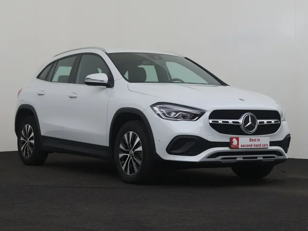 MERCEDES GLA 250 (2022) — foto 27 van 32