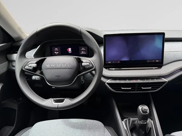SKODA Octavia Combi (2026) — foto 12 van 17