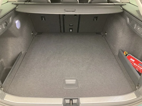 VOLKSWAGEN Passat SW (2025) — foto 20 van 36