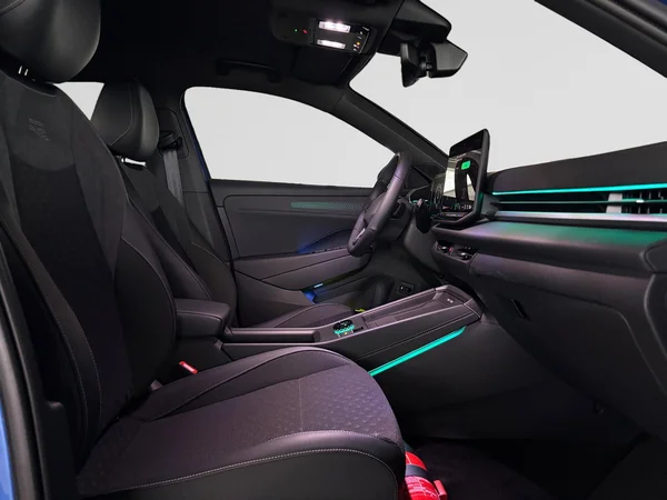 VOLKSWAGEN T-Roc (2025) — foto 14 van 24