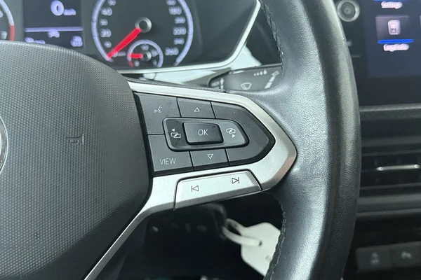 Volkswagen T-Cross (2021) — foto 7 van 19