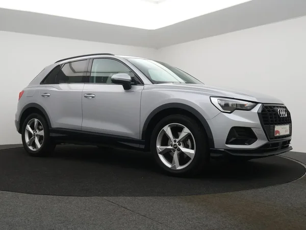 Audi Q3 (2022) — foto 15 van 25