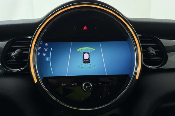 Mini Mini 5 Doors (F55 LCI II) (2021) — foto 5 van 23