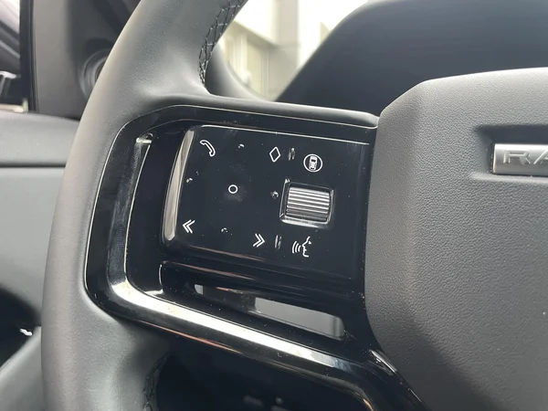 Land Rover Range Rover Evoque (2024) — foto 17 van 28