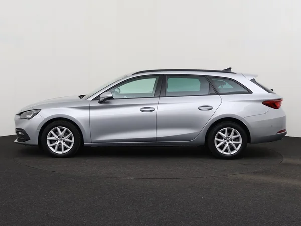SEAT Leon (2023) — foto 12 van 26