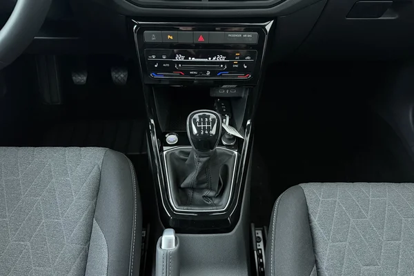 Volkswagen T-Cross — foto 4 van 16