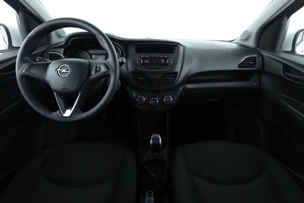 Opel Karl (2017) — foto 3 van 16