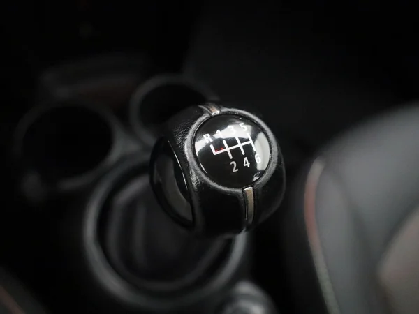 MINI One (2022) — foto 17 van 35